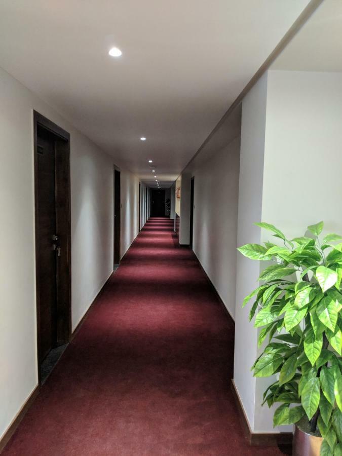 Hotel Avaante Ahmedabad Formerly Known As The Orchid Hotel Exteriér fotografie