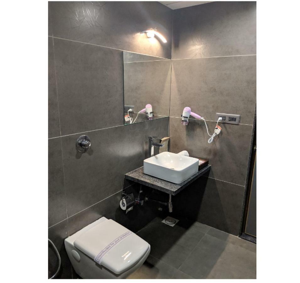 Hotel Avaante Ahmedabad Formerly Known As The Orchid Hotel Exteriér fotografie